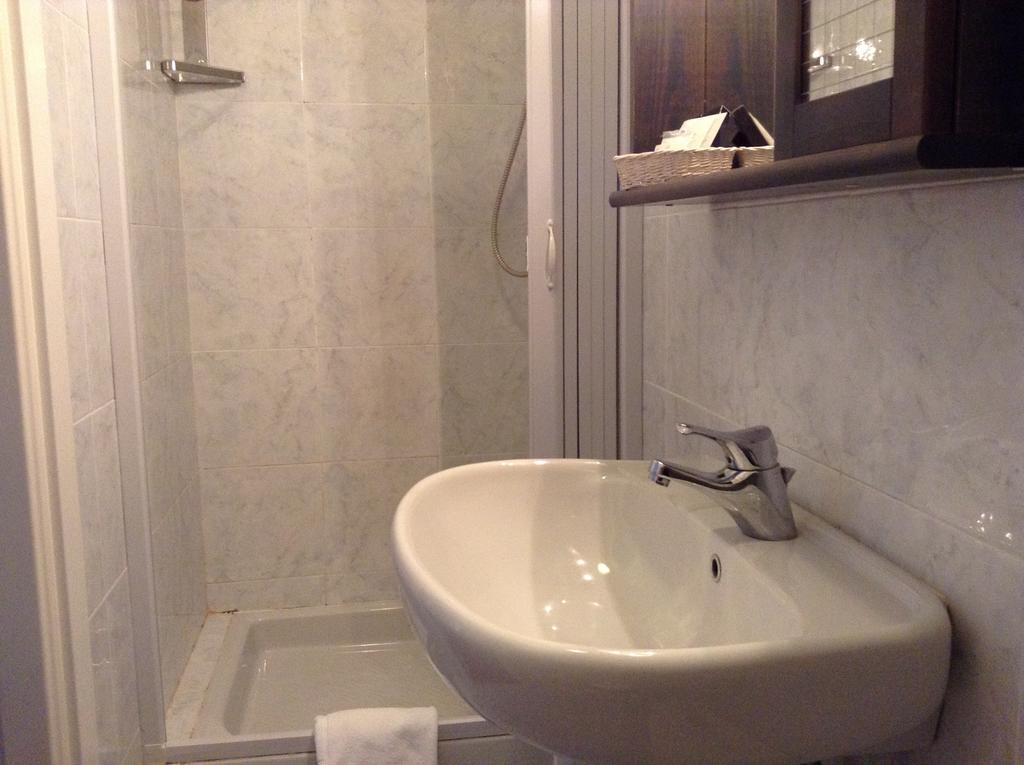 Hotel Flory Santa Margherita Ligure Buitenkant foto