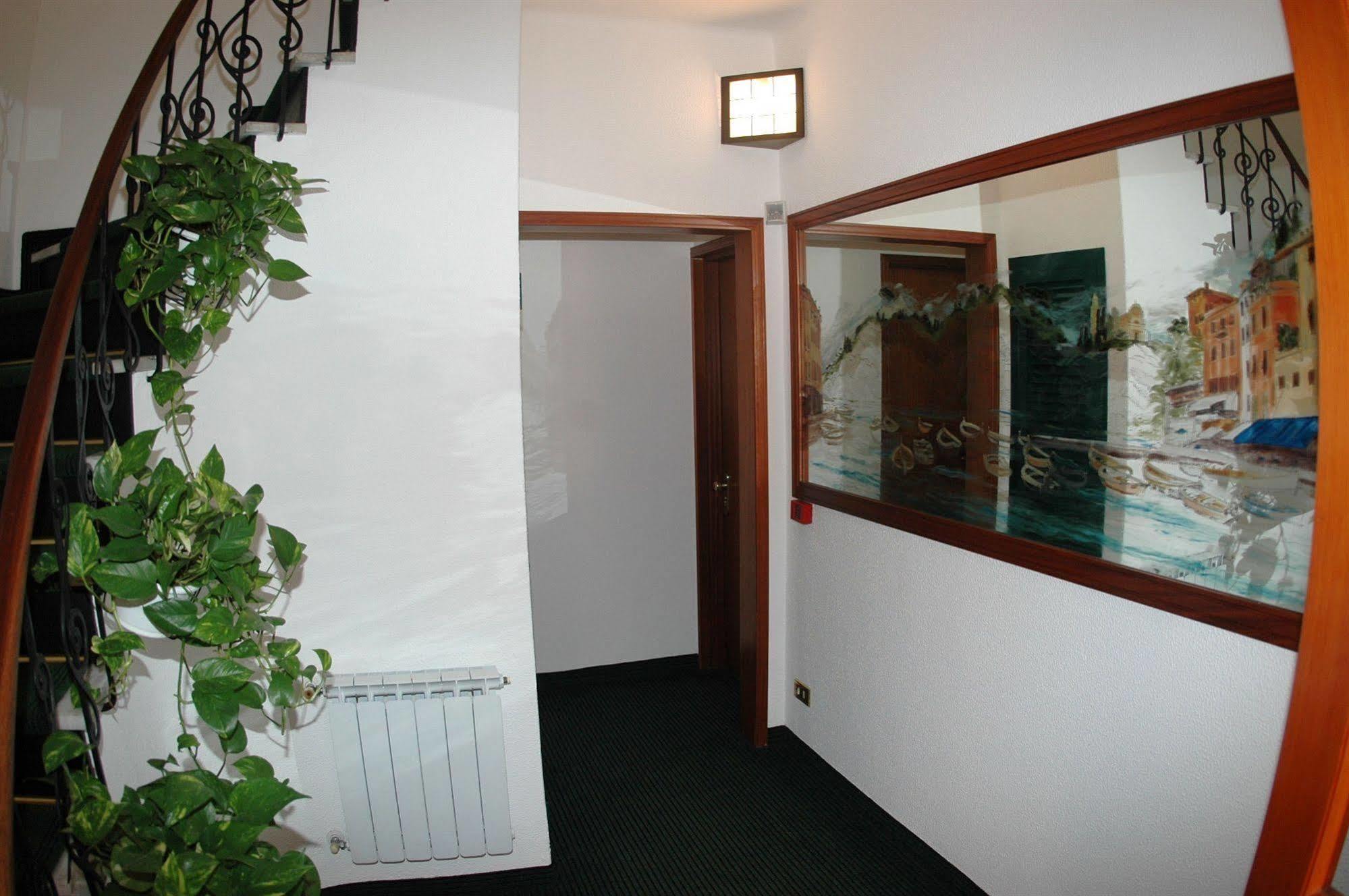 Hotel Flory Santa Margherita Ligure Buitenkant foto